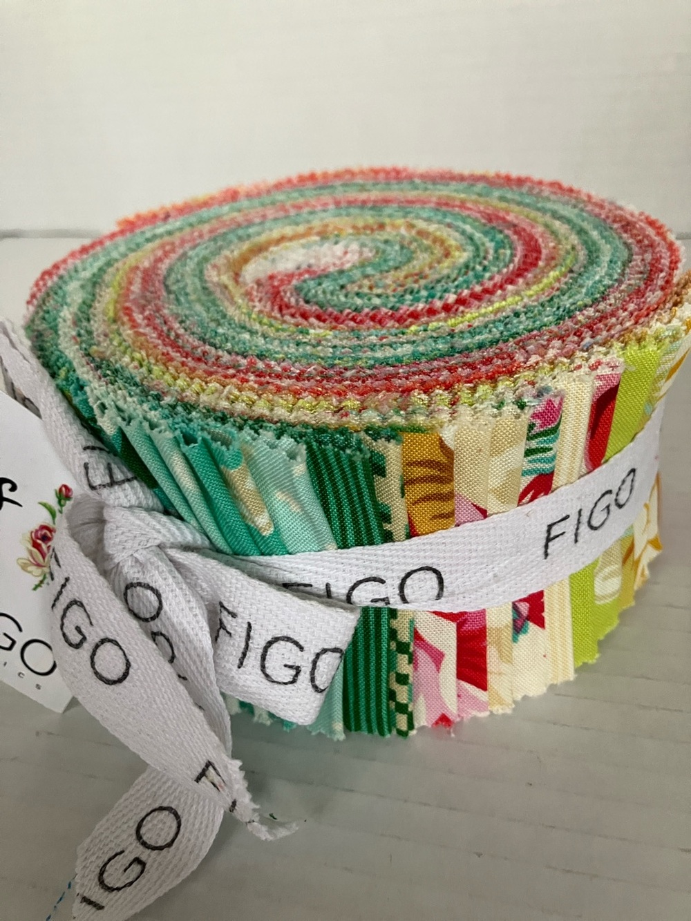 FIGO Pastel Floral Jelly Roll 2.5” strips - Mint, Coral, Yellow, Cream Quilt